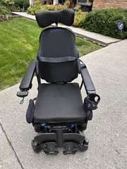 Quantum Edge 3 Stretto Power Wheelchair iLevel 4-Speed New Battery & Charger