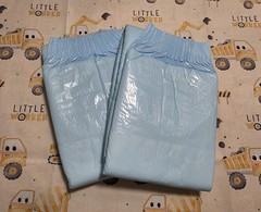 Sunkiss Blue Overnight Pack of 2 Adult Plastic Backed Diapers Size S/M 30″- 44″