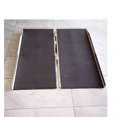Bi-Fold Folding Suitcase Wheelchair Access Ramp Aluminum High Traction Black