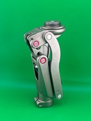Medi Ossur Ohp3 0hp3 polycentric pneumatic Prosthetic Knee. Great cond