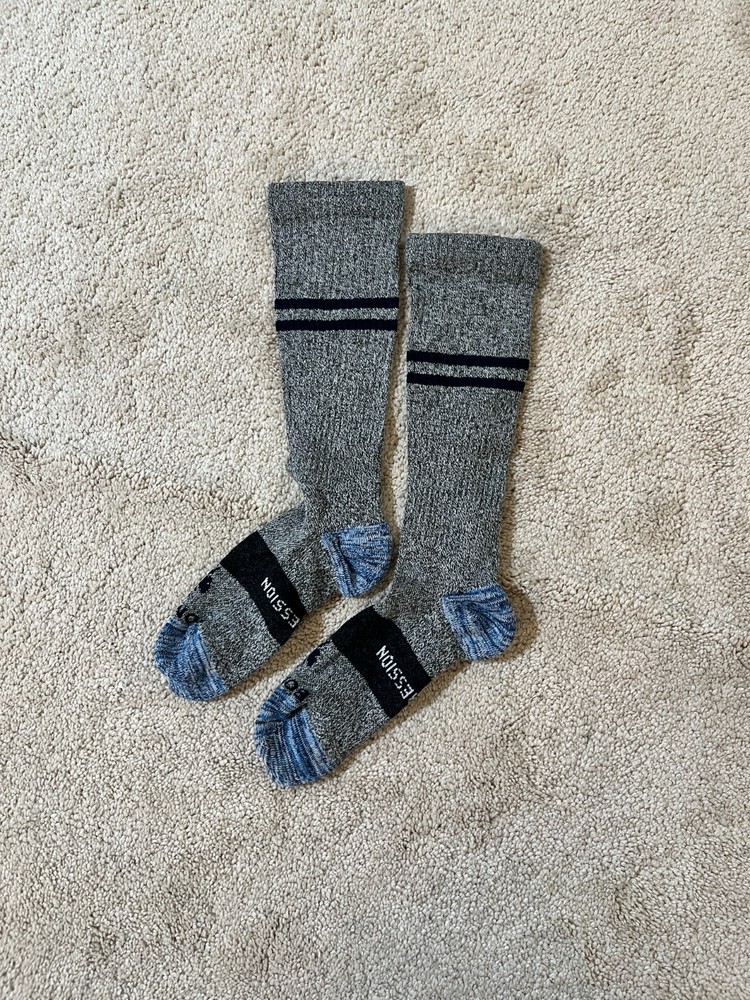 New NWOT 1 pair Bombas Everyday Compression Socks Calf 15-20mm Small Gray