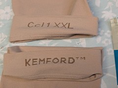 KEMFORD 1 Pair Beige Compression Arm Sleeves for Women 15-20 mmHg Opened NEW B54