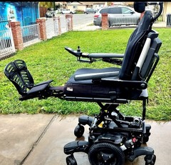 Quickie Q700 Fully Loaded Power Wheelchair Excellent Condition Charger Included