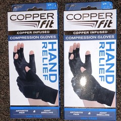 Copper Fit Compression Gloves Black Copper Infused Odor Reducing Non-Slip S/M