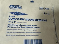 LOT OF 12 CALIBER STERILE COMPOSITE ISLAND DRESSING 4″x4″ REF 4082 DUKAL