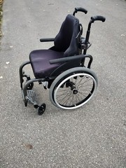Tilite AERO Z Rigid Wheelchair 15″x15″ frog legs used READ DESCRIPTION