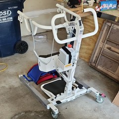 Lumex LF2020 Easy Lift STS Electric Lifter for Patients. With Stand assist Sling