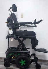 QUANTUM EDGE 3 STRETTO ILEVEL WHEELCHAIR,POWER TILT, RECLINE,LEGS,LIFT.