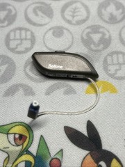Beltone C-2 Hearing Aid with Charger Tested, Cleaned, and Working