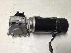 2 Invacare TDX SP-2 Motors Left & Right 1163413 1163412 1165865