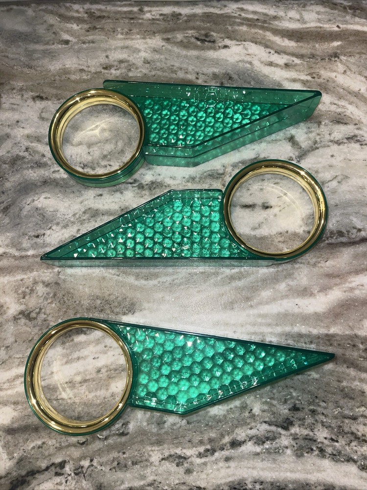 Lot Of 3 NEW Bed Mattress Wedges – Green Bed Making Assist-Lifts And Holds -V