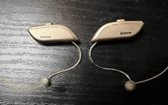 Beltone C-1 Hearing Aids w/ Charger case/Charging cable /Bluetooth