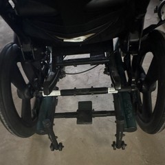 Invacare Manual Reclining Wheelchair w/ JAY J2 Seat Cushion, 4-Wheel Black/Green