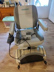 NICE Hoveround mpv5 power wheel-chair, 300 lbs Capacity, Mobility
