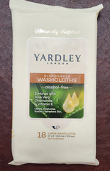 4 Yardley of London 18 Large Disposable Washcloths/Wipes Aloe Chamomile