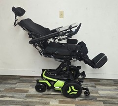 PERMOBIL F5 VS POWER WHEELCHAIR,STANDING,TILT,RECLINE,LIFT, LEGS,LIGHTS,17 MILES