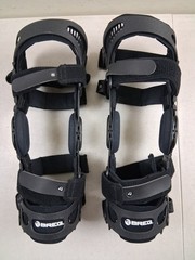 Pair Breg Fusion XT Right Left Knee Brace Small Black ACL Recovery