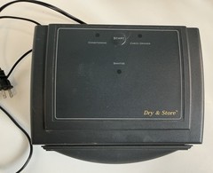 (UNTESTED) Ear Technology Dry & Store USG Hearing Aid Dryer Sanitizer -Powers On