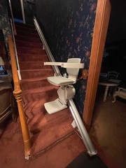 Bruno SRE-3050 Straight Chair/Stairlift – 1 year old