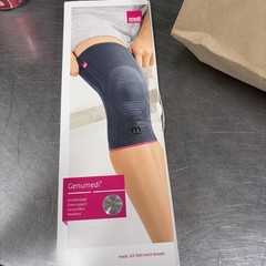 Medi Genumedi Knee Support Silver