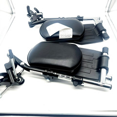 T94HAP Invacare Wheelchair Leg Rests Elevating Pair W/ Footplates & Calf Pads