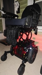 QUANTUM Stretto EDGE 3 TILT, RECLINE, 12″ iLevel LEGS, Lights ONLY 1 MILE on OD