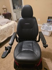 Pride Mobility Jazzy Air 2 Elevating Powerchair – Slightly Used