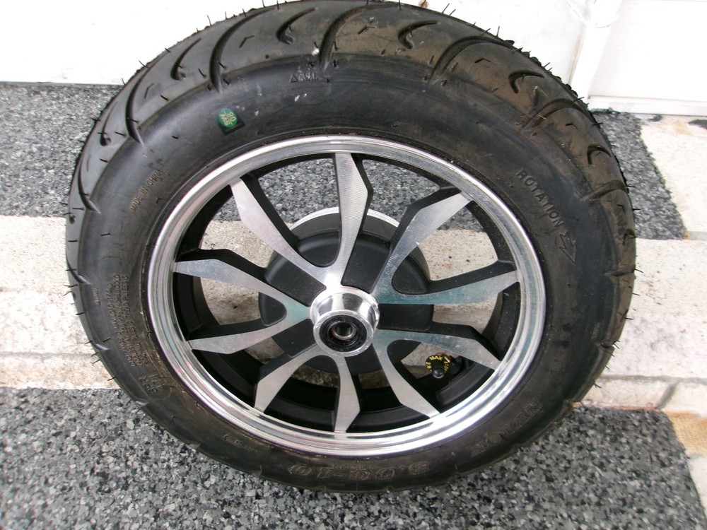 16″ Tubeless Pneumatic 5 „V“ Shape Spokes Front Wheel for Pride Baja Raptor 2