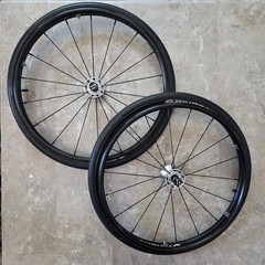 Spinergy SPOX 24″ Wheelchair Wheels Pair + Quick Release Push Locking Axle Pins