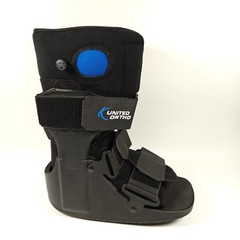 United Ortho Short Air Cam Cast Walker Fracture Boot Fits Left or Right Small