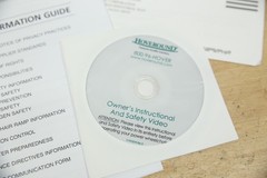 Hoveround XHD OWNER’S MANUAL & DVD Video Instructions for Power Chairs
