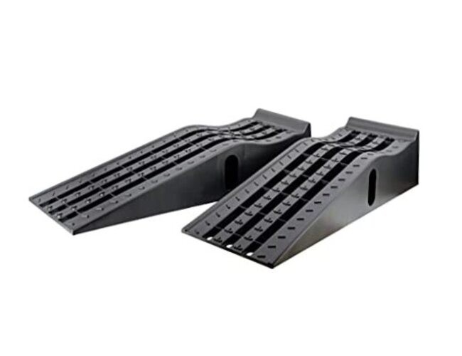 50515 6.25″ Lift Car Ramps, 2-Pack – 13,000lb GVW, Deep Grooved Surface for