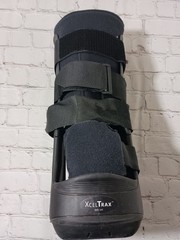 DJO Xcell Walking Boot Size Small