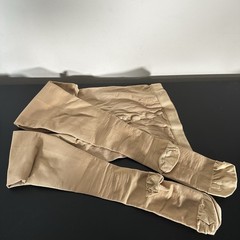 Truform 1756 Compression Pantyhose 20-30 mmHg Beige size M