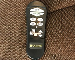 Golden Technologies MaxiComfort Comforter PR-535-PSA Small Lift Chair Recliner