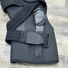 Breg CrossRunner Soft Wraparound Knee Brace – Medium