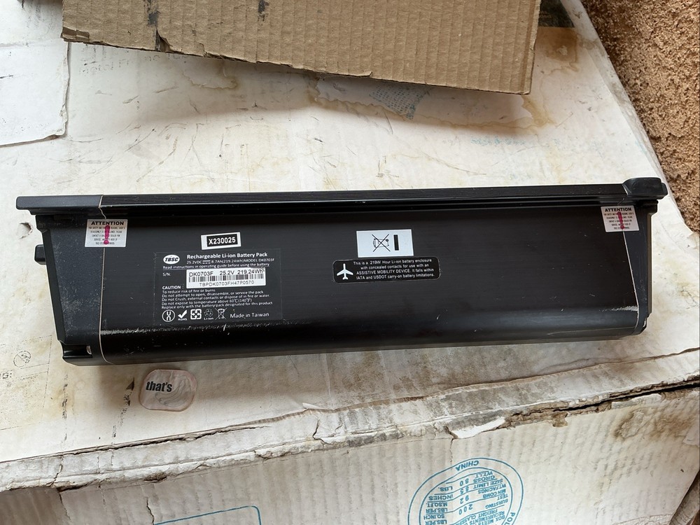 Journey Zoomer Battery. 24V 8.7A
