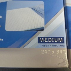 INVACARE WATERPROOF RE-USABLE BED PADS – MED OR LARGE – 2 PACK