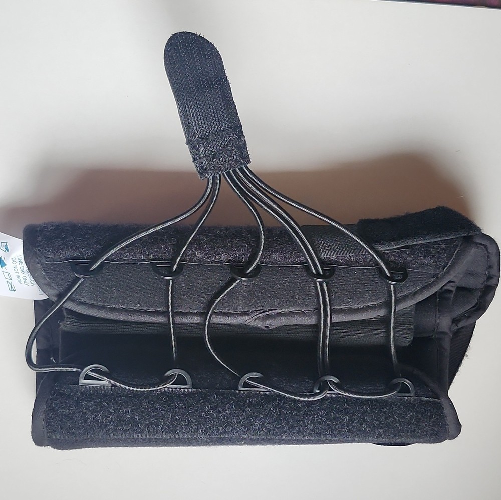 DJO Global Procare Quick Fit W.T.O. Universal Right Hand Wrist/Thumb Stabilizer.