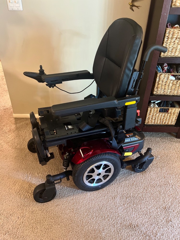 Electric Power Chair 450 lb Capacity Merits P330 Vision Ultra Power Wheelchair
