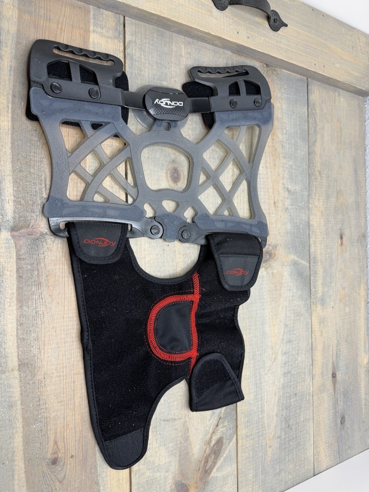 DonJoy Reaction Web Knee Support Brace Small (Medial Right / Lateral Left)