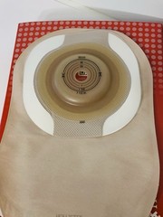 Hollister 8968 Premier CeraPlus Soft CONVEX Ostomy Pouch w/ FILTER 1BX/5EA 2031