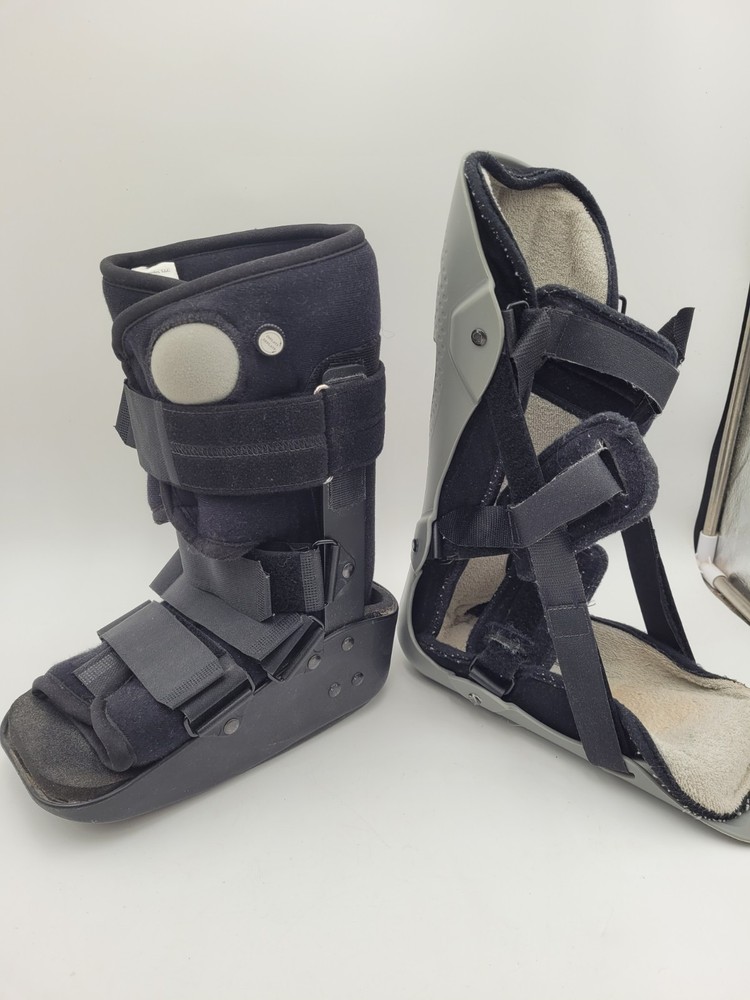 DJ Ortho MaxTrax Air Walker DJO Global, Size small size 7.5-8 With Night Splint