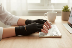 Night & Day Wrist Bundle – Copper Infused Wrist Brace & Fingerless Gloves Set