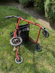 Drive 4-Wheel Rollator Walker Red/Black Padded Seat, Backrest, Handbrakes