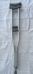 Medline RedDot Aluminum Crutch Adult 1 Pair G91-214-8H 5’1”-5’9”