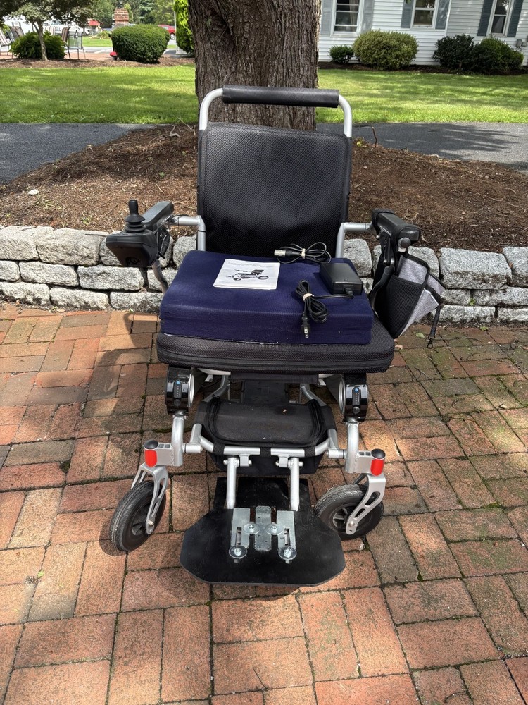 Silver / Black electric automatic wheelchair-Electra 7 HD