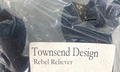 Townsend Rebel Reliever Knee Brace – 14″ Standard – Left & Right – ALL SIZES