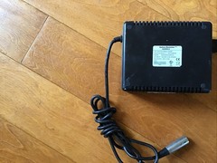 BATTERY MAXIMIZER MOBILITY CHAIR 24 V LEAD-ACID BATTERY CHARGER MODEL A24050-2