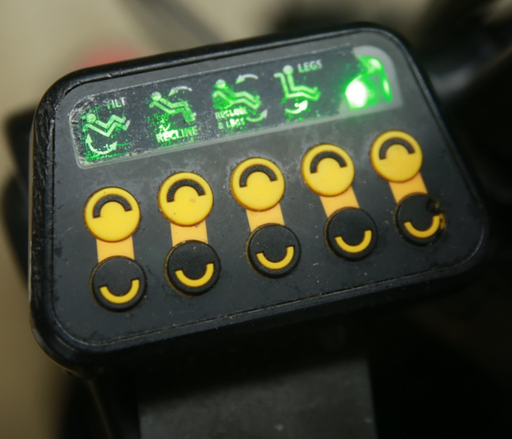 TESTED Quickie Control Plus 5 Seat Toggle Function Switchbox w/ USB PORT 130913